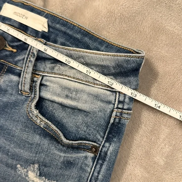 Hidden Distressed Jeans - Picture 8 of 13